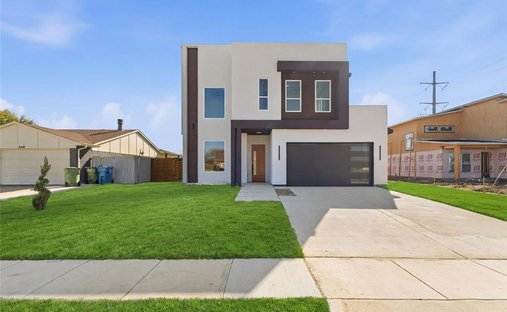 House in The Colony, Texas, United States 1