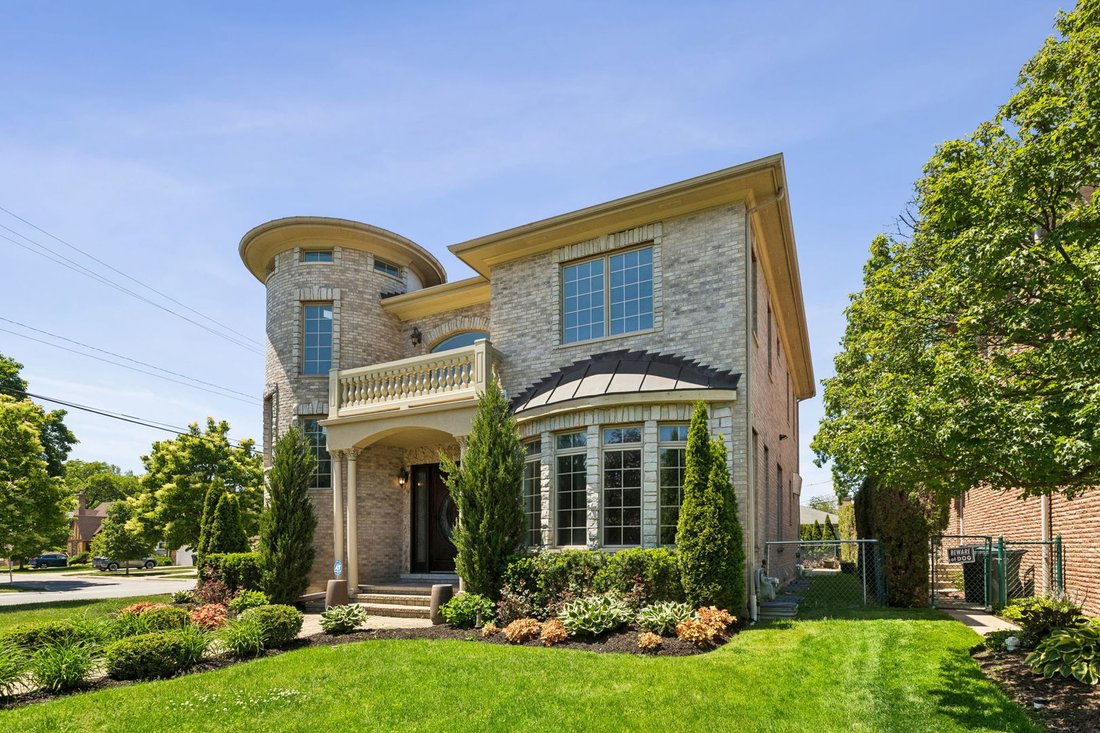 House in Lincolnwood, Illinois, United States 2 - 18106342