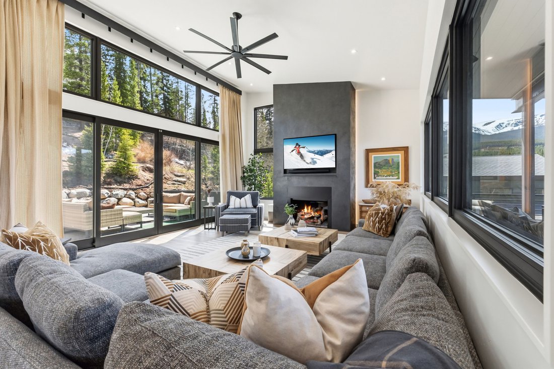 Breckenridge, Colorado, United States 2 - 18090692