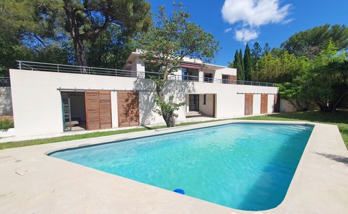 Villa in Camplanier, Nimes, France 1
