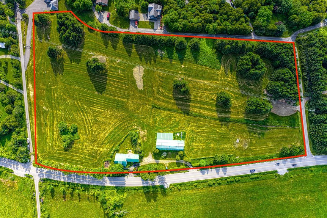 House in Stanstead, Quebec, Canada 2 - 16948792