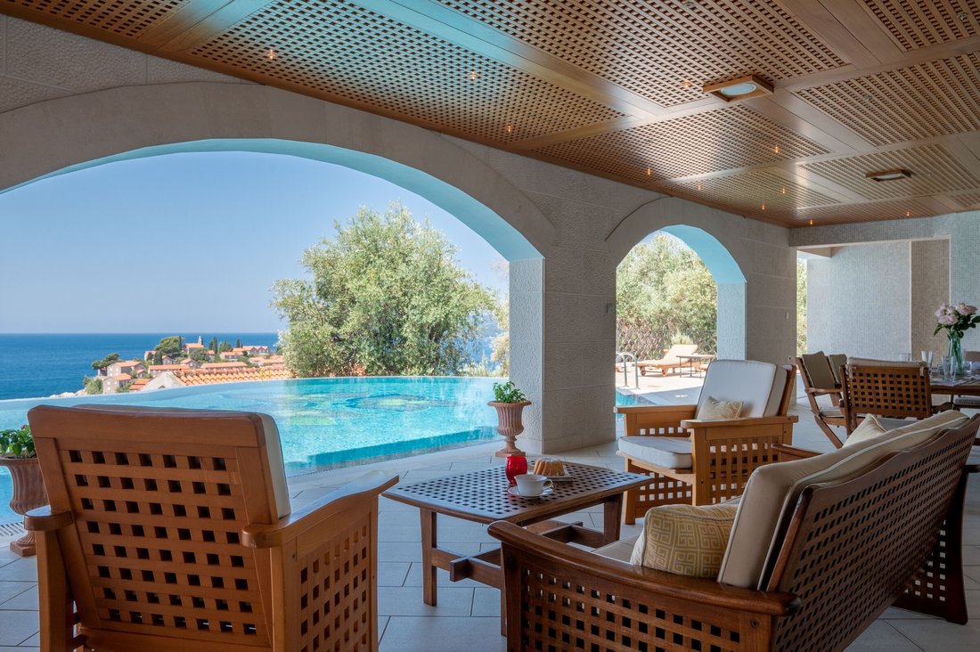 Villa in Sveti Stefan, Budva Municipality, Montenegro 1 - 16503803