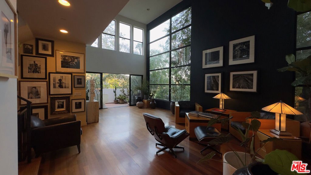 House in Los Angeles, California, United States 1 - 18102422