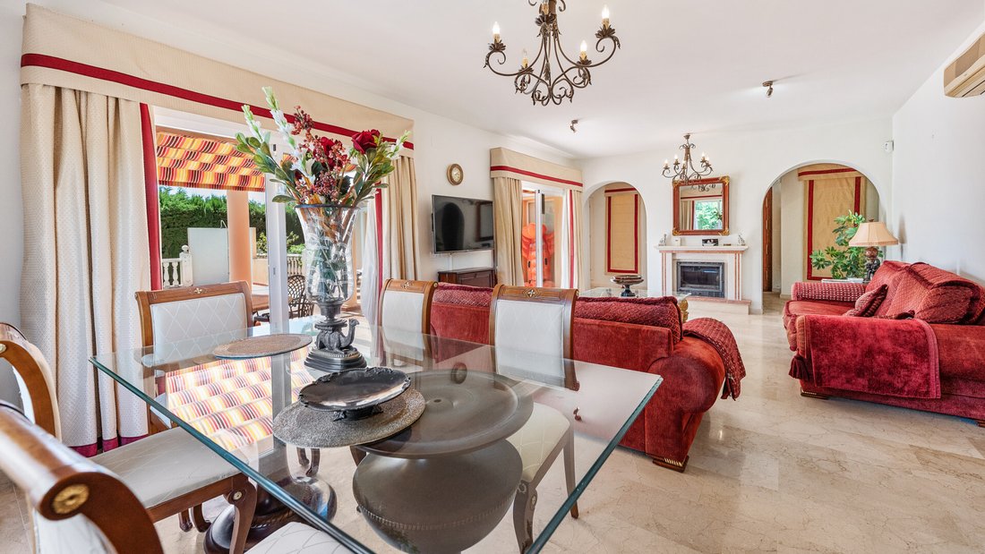 Villa in Elviria-Cabopino, Marbella, Spain 5 - 18095807