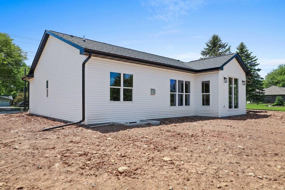 House in Appleton, Wisconsin, United States 5 - 18094783