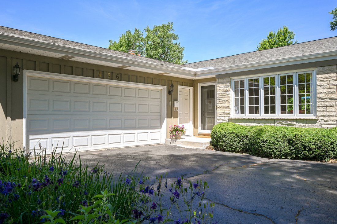 House in Glen Ellyn, Illinois, United States 2 - 18092348