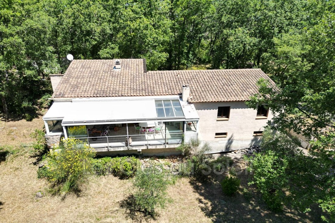 Villa in Brignoles, Provence-Alpes-Côte d'Azur, France 1 - 18098961