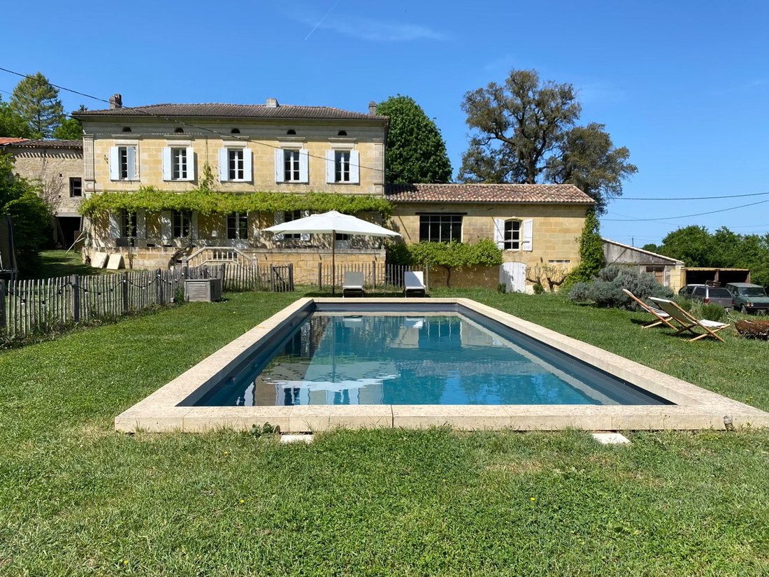 Villa in Creon, Nouvelle-Aquitaine, France 1 - 18106419