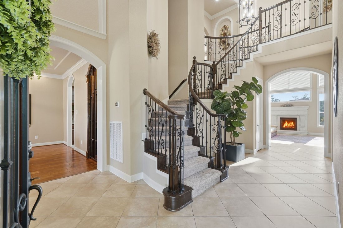 House in The Woodlands, Texas, United States 3 - 18092297