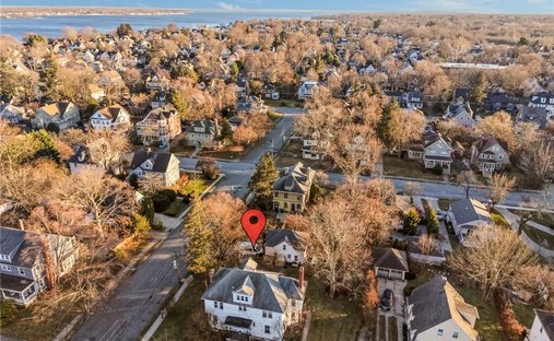 Apartment in Cranston, Rhode Island, United States 1