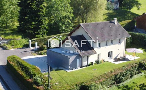 House in Montcel, Auvergne-Rhône-Alpes, France 1