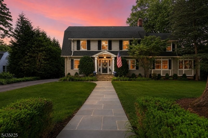 House in Westfield, New Jersey, United States 1 - 18090953
