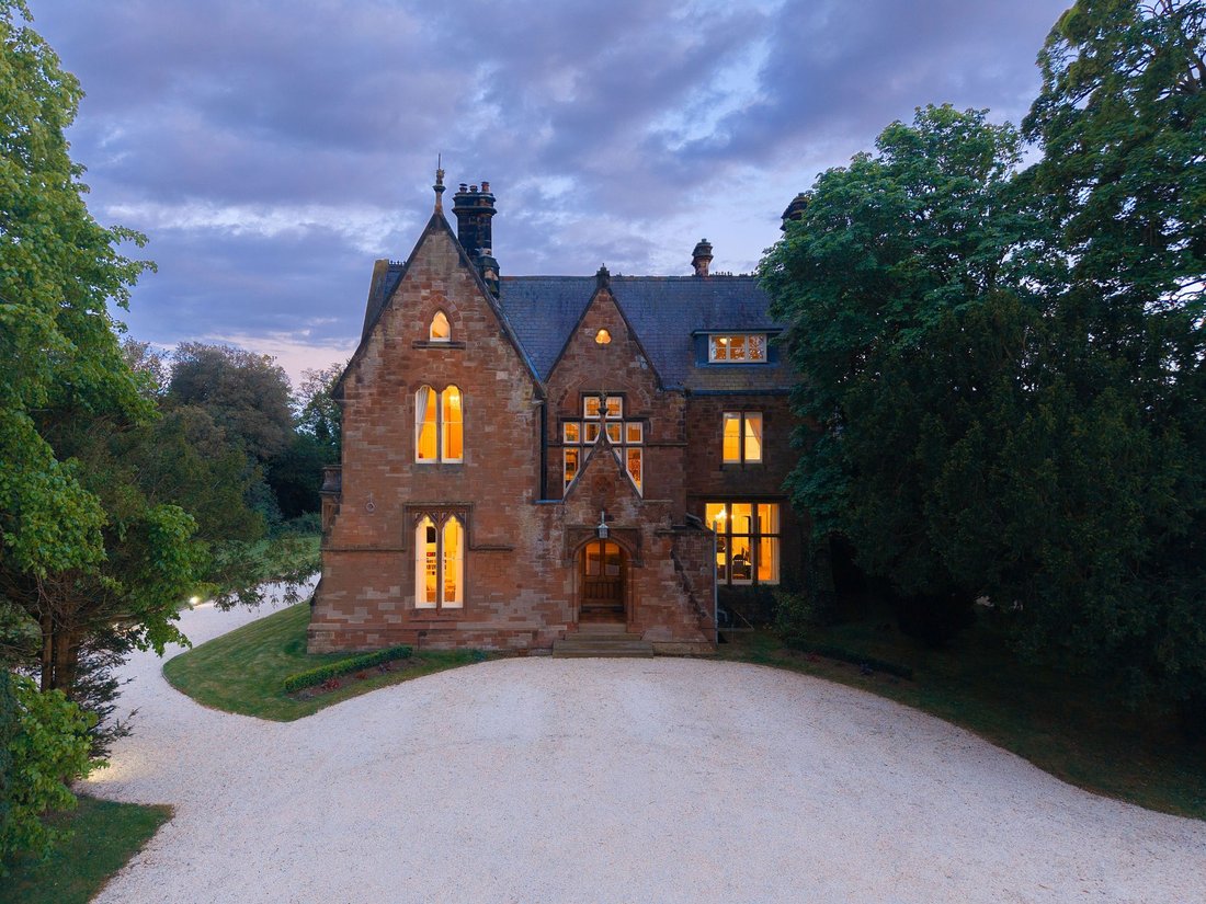 House in Raby, Wirral, England 5 - 18098697
