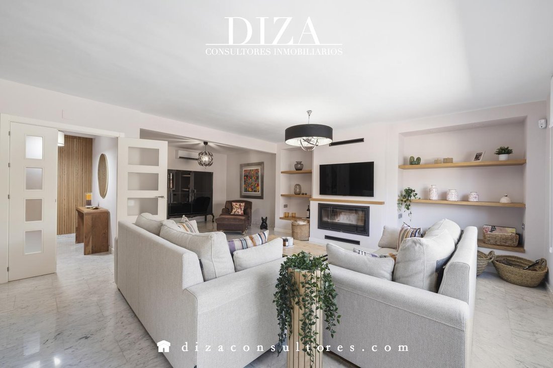 Villa in Hortaleza, Madrid, Spain 4 - 18093574