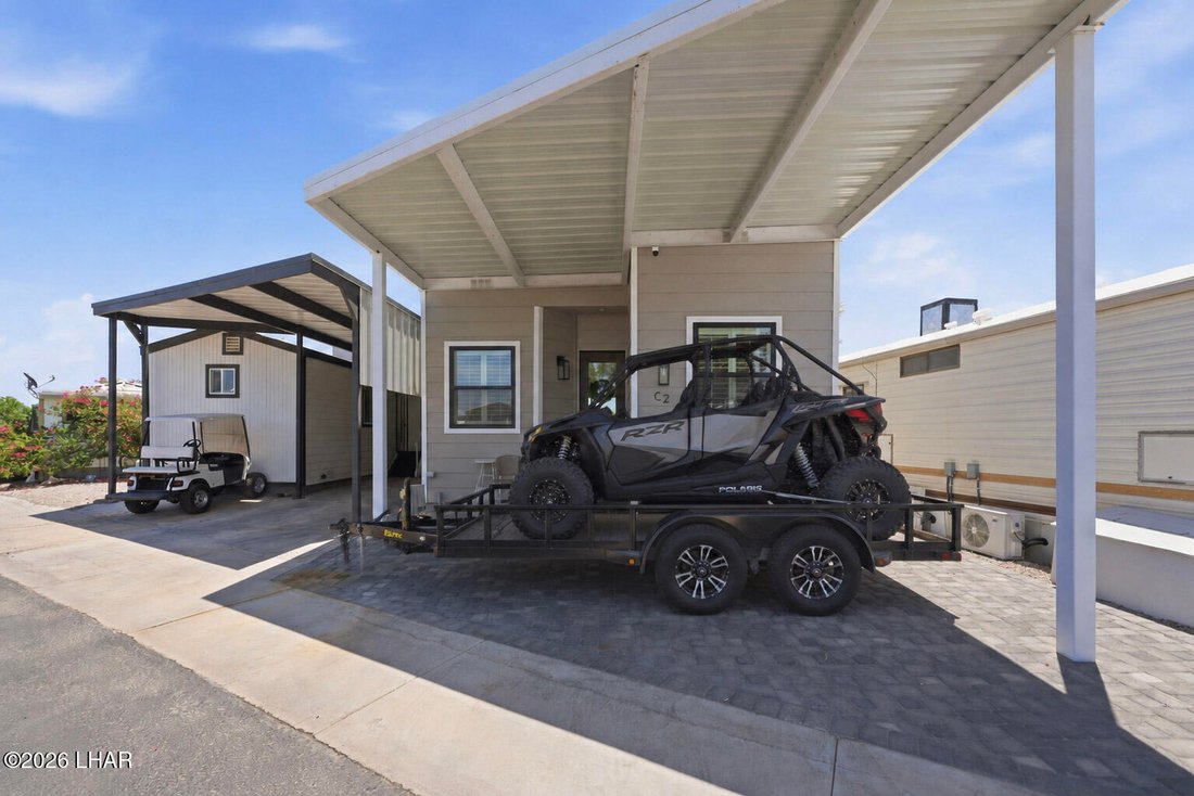 Lake Havasu City, Arizona, United States 3 - 18102380