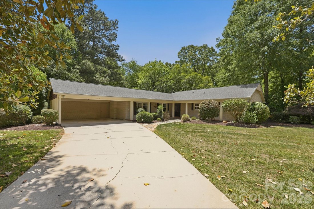 House in Charlotte, North Carolina, United States 3 - 18099291