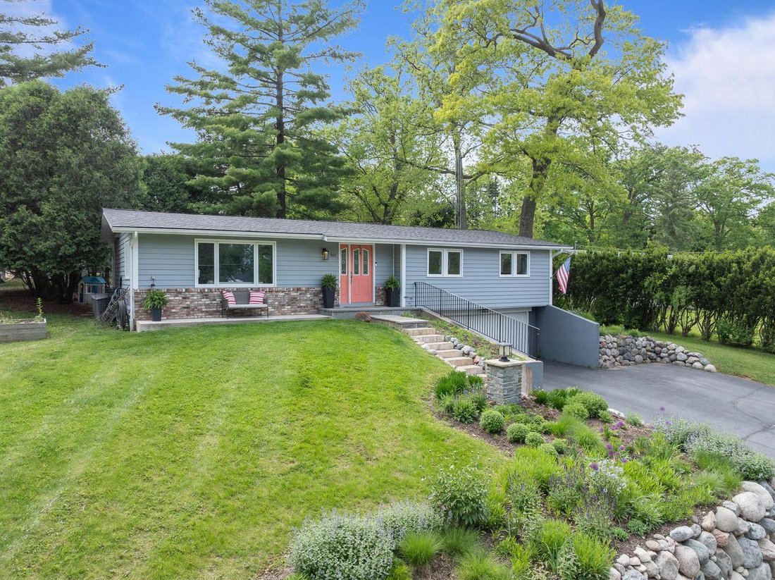 House in Fontana-on-Geneva Lake, Wisconsin, United States 3 - 18091927