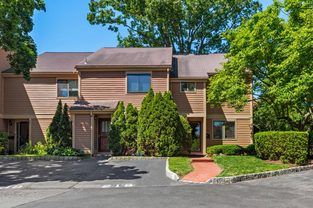 Townhouse in Port Chester, New York, United States 1 - 18094484
