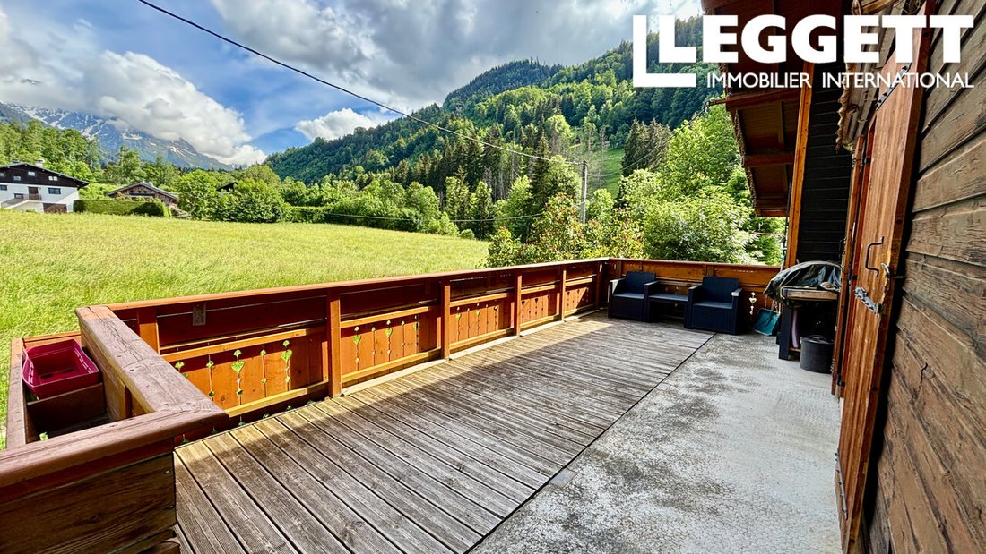 Chalet in Saint-Gervais-les-Bains, Auvergne-Rhône-Alpes, France 4 - 18096560