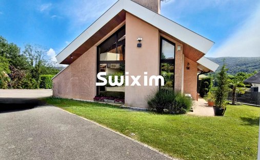 House in La Balme-de-Sillingy, Auvergne-Rhône-Alpes, France 1