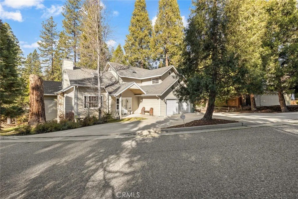 House in Bass Lake, California, United States 2 - 16818763