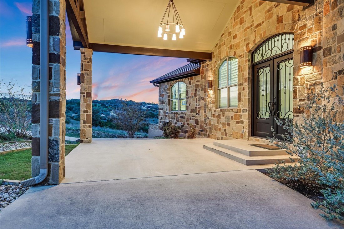 House in Spicewood, Texas, United States 4 - 18095086