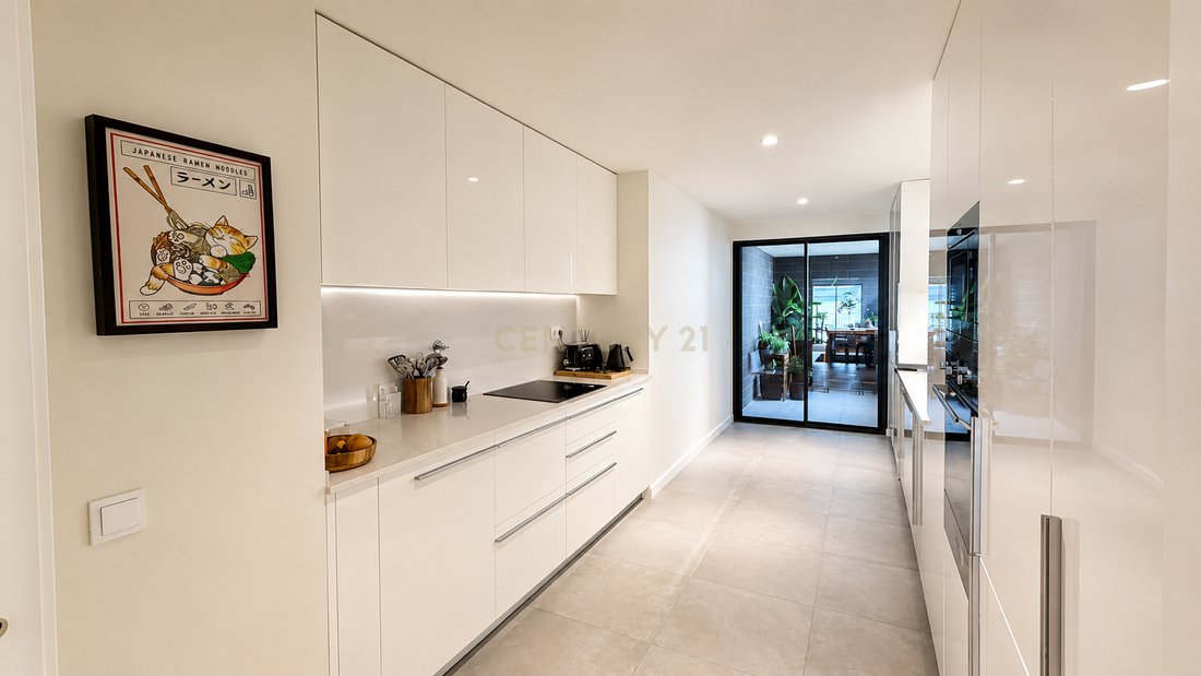 Apartment in Lumiar, Lisbon, Portugal 4 - 18098929