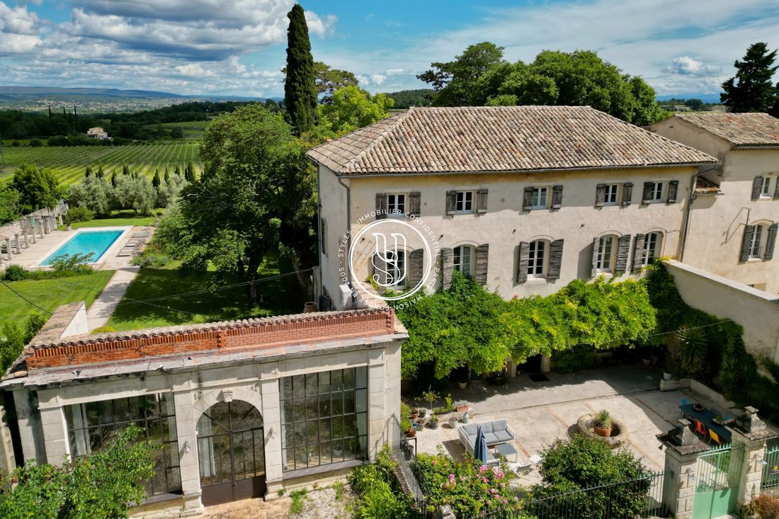 Villa in Uzès, Occitania, France 3 - 18093417
