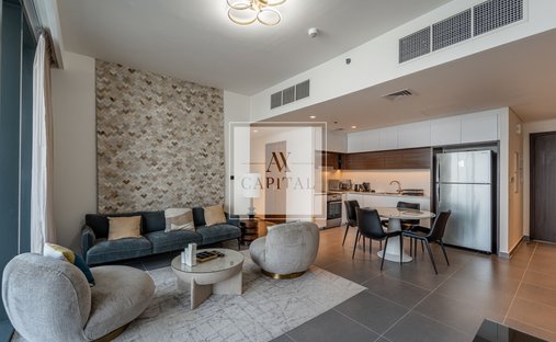 Apartment in The Meadows, Dubai, United Arab Emirates 1