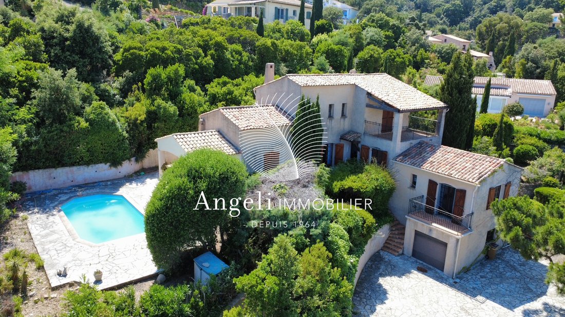 Villa in Frejus, Provence-Alpes-Côte d'Azur, France 1 - 18096508