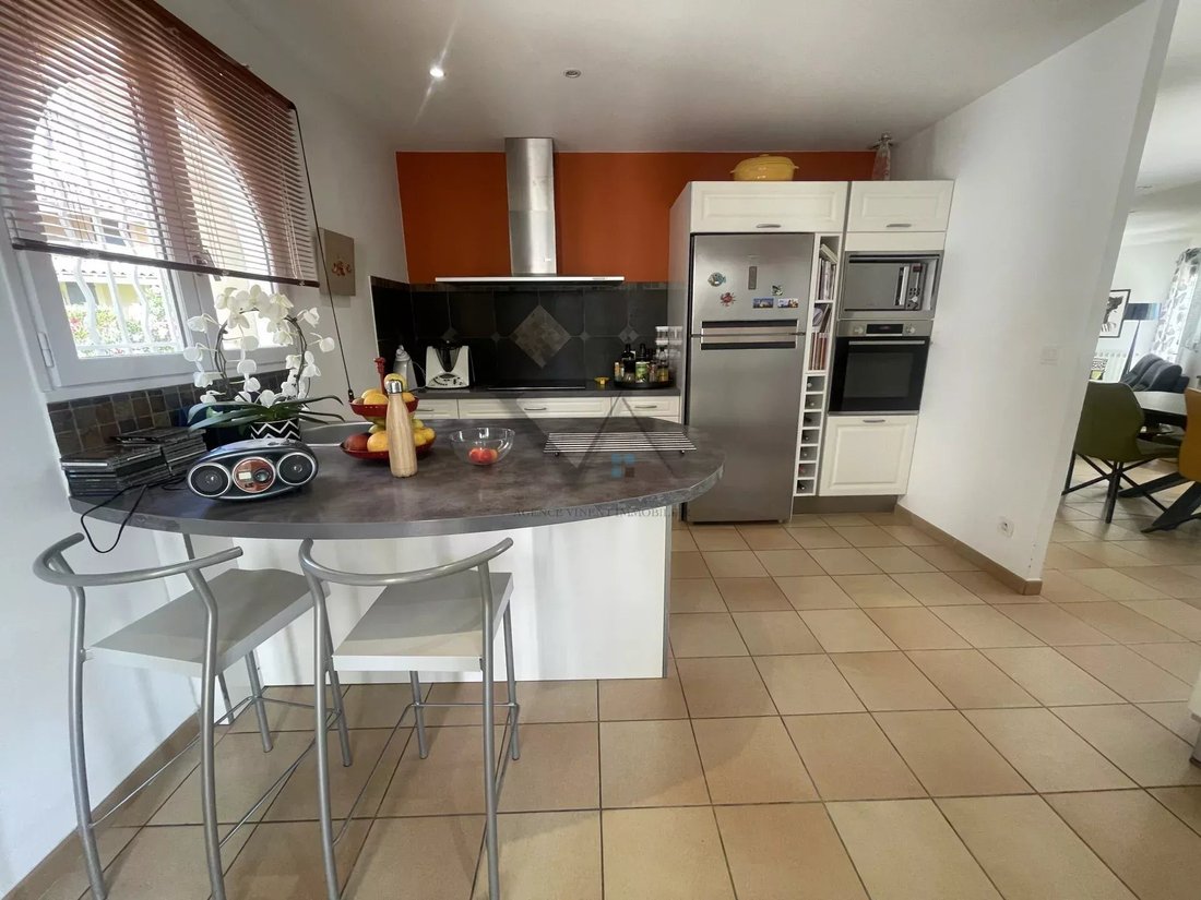 House in Le Teil, Auvergne-Rhône-Alpes, France 4 - 18091099