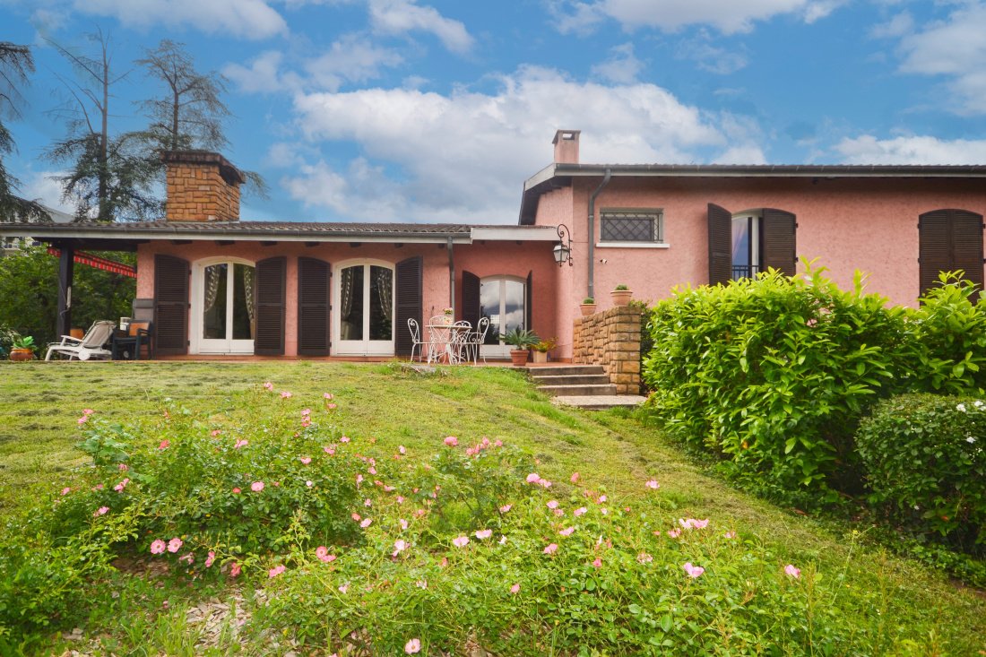 House in Villefranche-sur-Saone, Auvergne-Rhône-Alpes, France 1 - 18092688