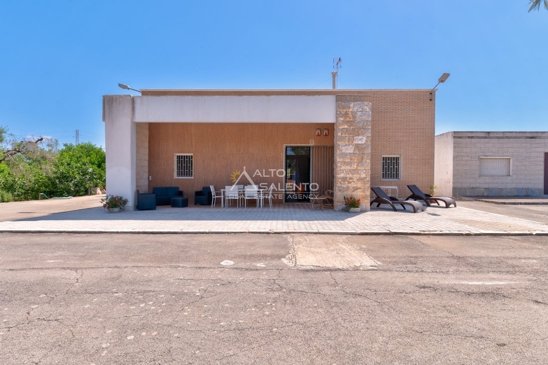 Country House in Carovigno, Apulia, Italy 2 - 18091459
