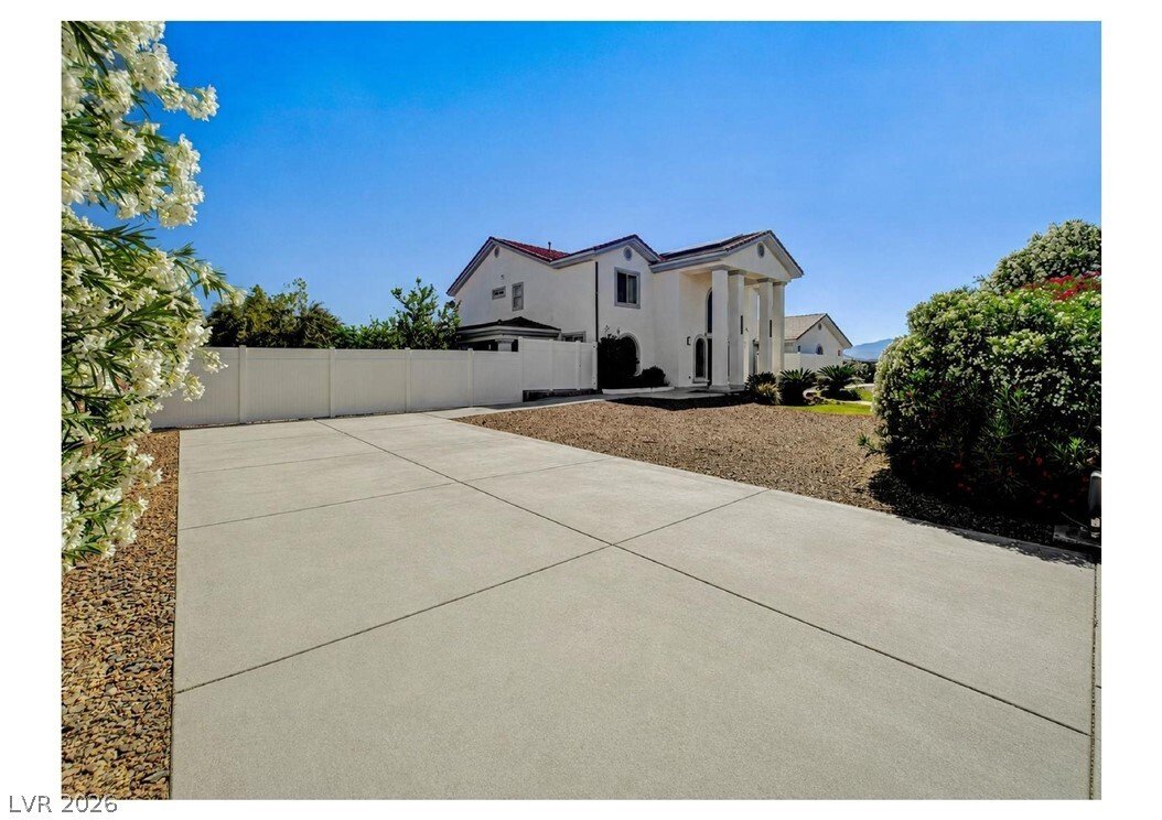 House in Las Vegas, Nevada, United States 5 - 18095194