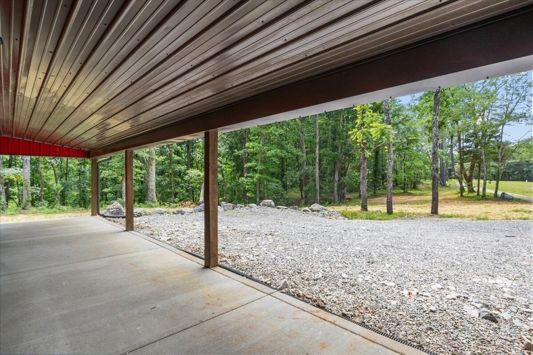 House in Hohenwald, Tennessee, United States 4 - 18053524