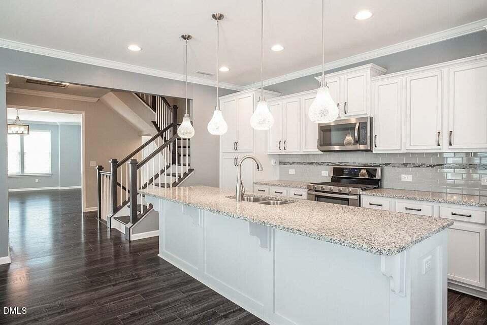 Townhouse in Apex, North Carolina, United States 3 - 18095291
