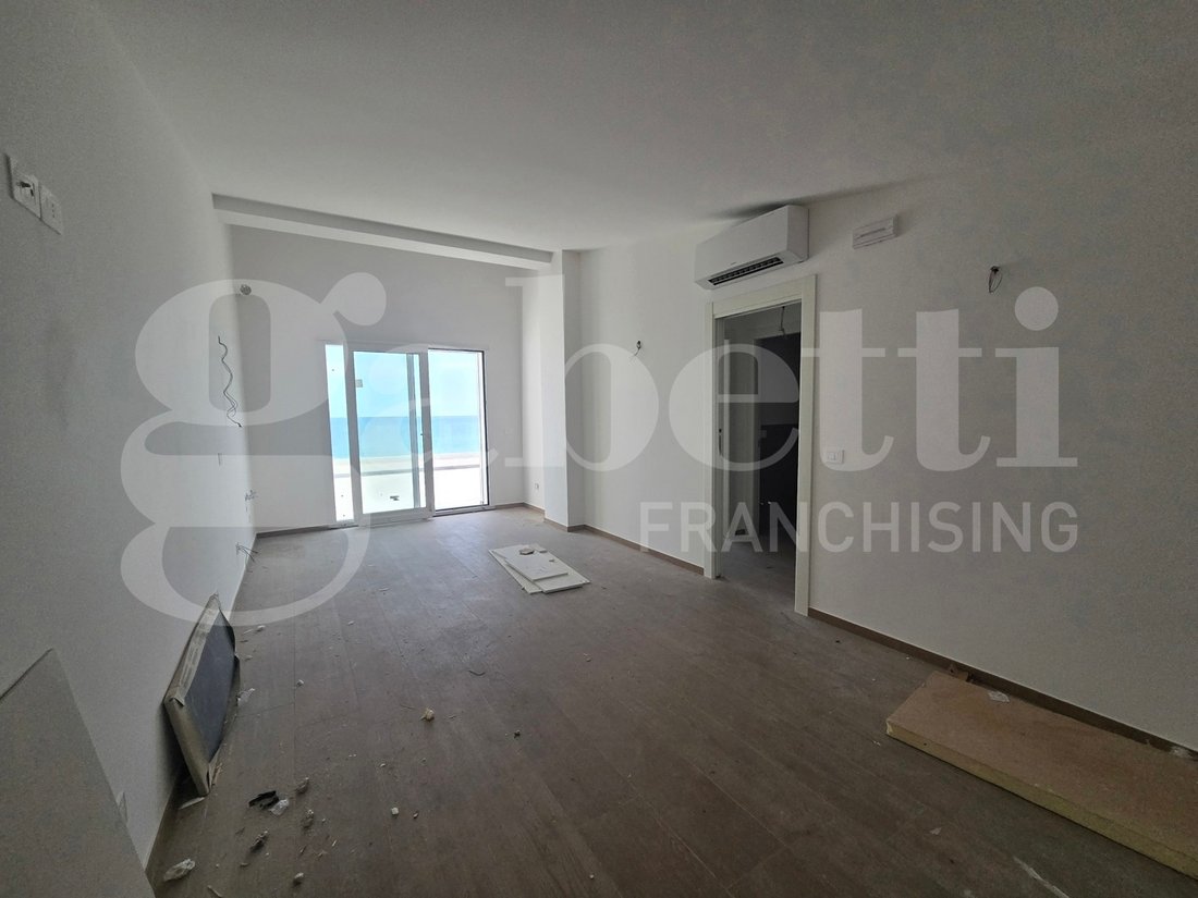 Penthouse in Tortoreto, Abruzzo, Italy 2 - 17559836