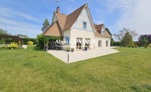 Casa a Moyaux, Normandia, Francia 1