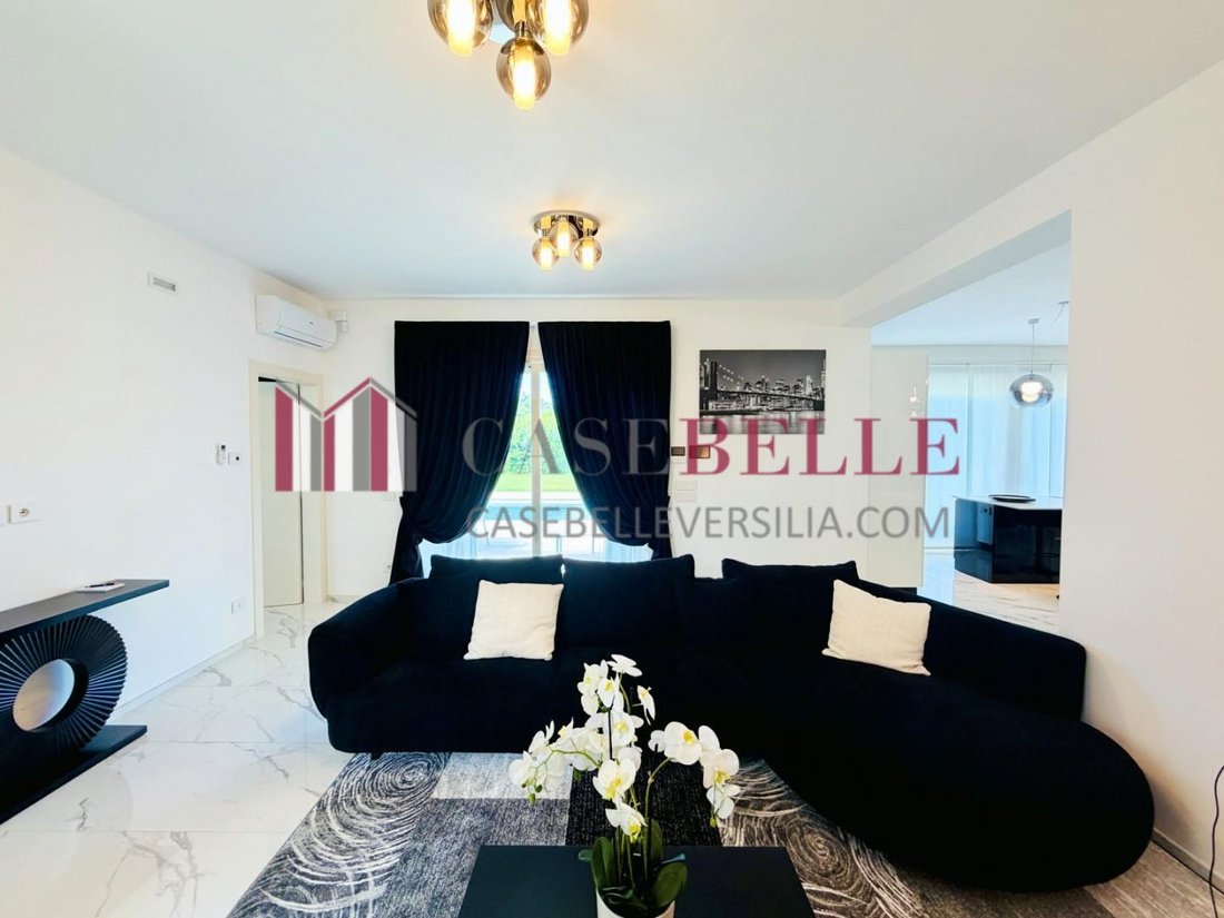 Villa in Fiumetto, Pietrasanta, Italy 2 - 18095756