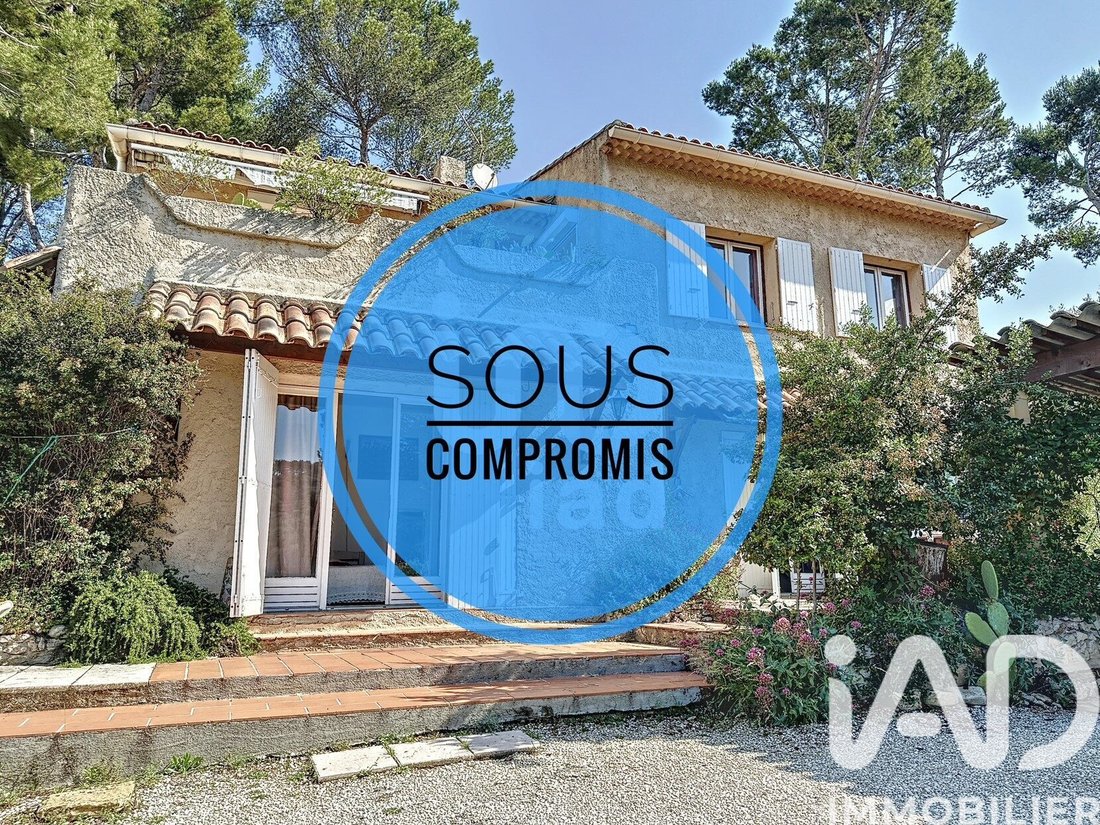 House in Carnoux-en-Provence, Provence-Alpes-Côte d'Azur, France 1 - 18100157