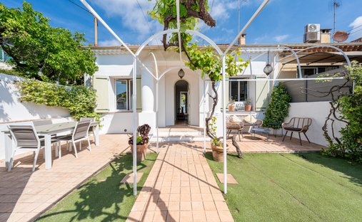 House in Maurice Jeanpierre, Le Cannet, France 1