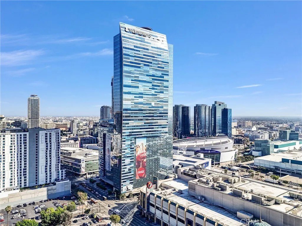 Condo in Los Angeles, California, United States 1 - 17563868