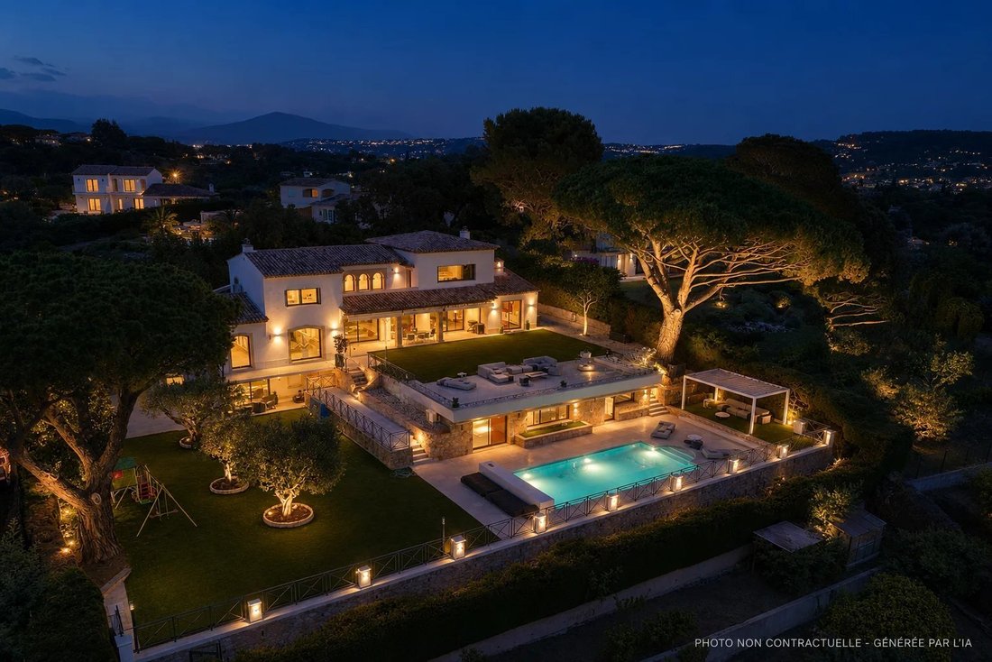 Villa in Mougins, Provence-Alpes-Côte d'Azur, France 2 - 18054864