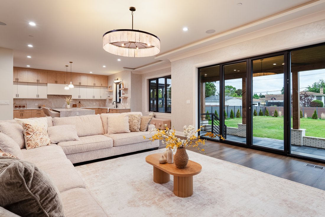 House in Des Plaines, Illinois, United States 3 - 18101398