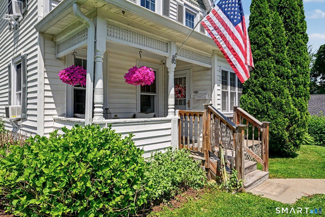 House in Stamford, Connecticut, United States 3 - 18094863