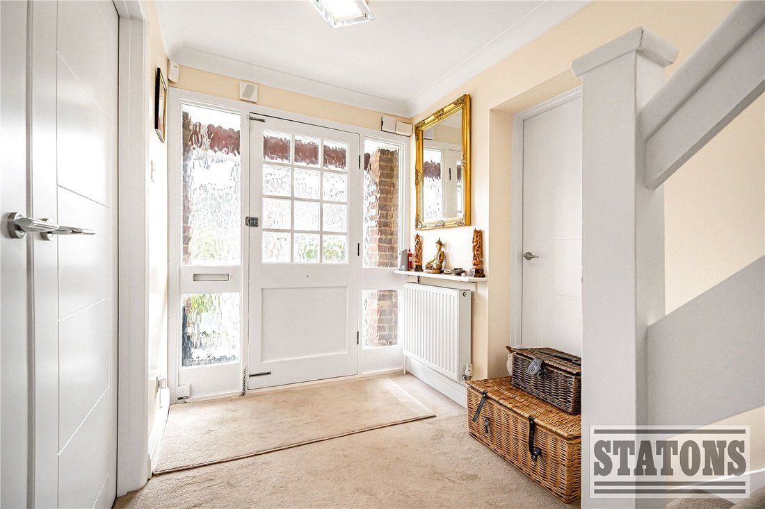 House in Monken Hadley, Barnet, England 2 - 18094885