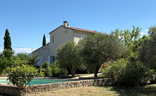 Villa in Secteur Ouest, Pernes-les-Fontaines, France 1
