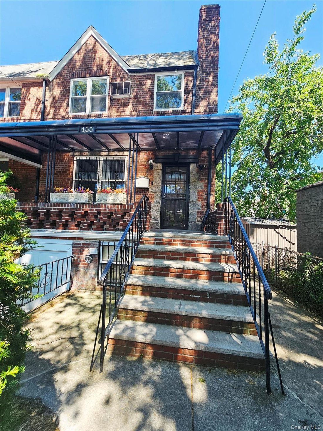 House in New York, New York, United States 1 - 18092897