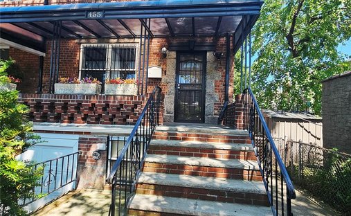 House in New York, New York, United States 1