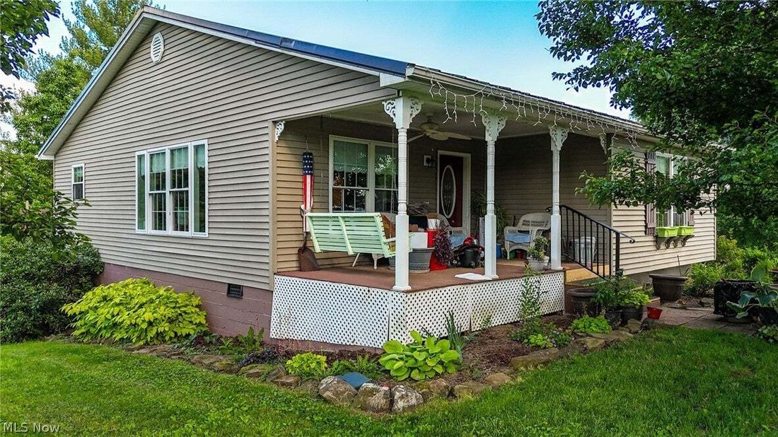 House in Whipple, Ohio, United States 1 - 18094099